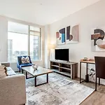 Luxury Apt With Gym